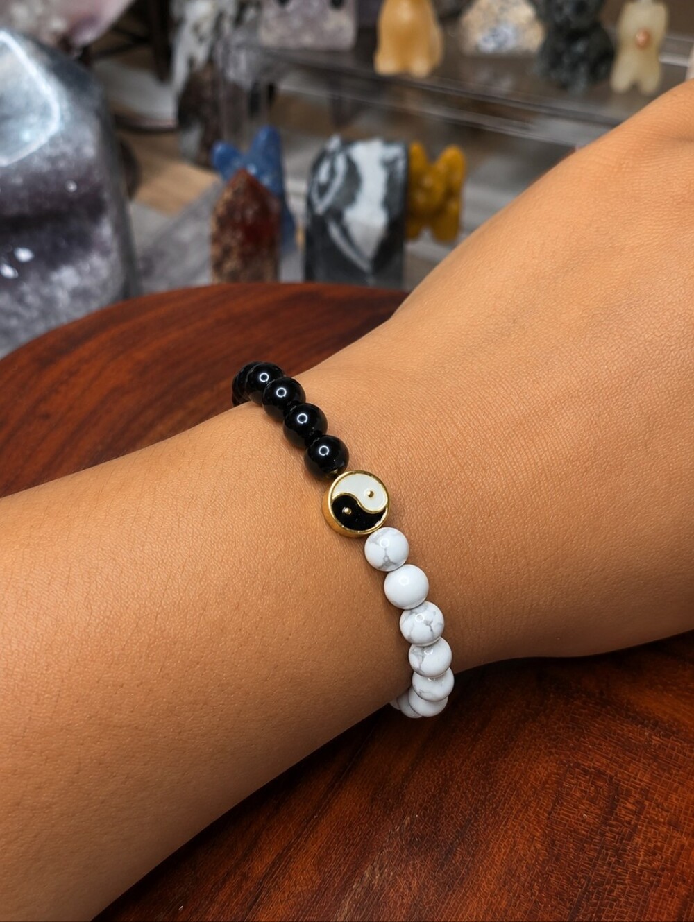 Howlite & Obsidian Bracelet 8mm Beads Size 8 ( Protection)